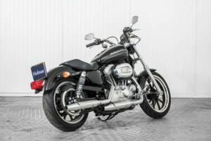 Immagine 2/25 di Harley-Davidson Sportster SuperLow 1200 T (2018)