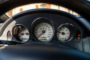 Image 37/48 of Mercedes-Benz SLK 320 (2001)