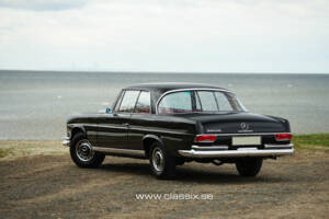Imagen 16/27 de Mercedes-Benz 220 SE b (1964)