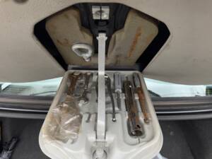 Bild 10/16 von BMW 320i (1991)