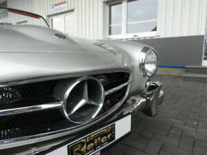 Image 22/26 of Mercedes-Benz 190 SL (1957)