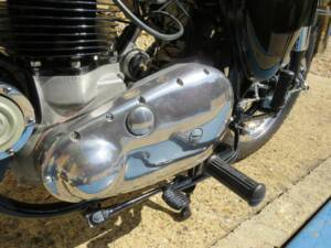 Image 22/45 of BSA A 10 Rocket Gold Star (1963)