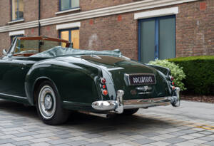 Bild 19/33 von Bentley S1 DHC Park Ward (1956)