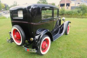 Image 7/55 of Ford Model A Tudor Sedan (1931)
