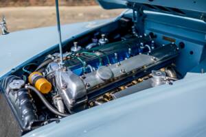 Image 16/50 of Jaguar XK 140 FHC (1955)