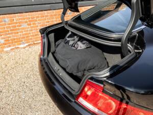 Image 48/75 of Aston Martin V12 Vanquish S (2007)