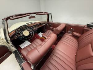 Afbeelding 33/36 van Mercedes-Benz 250 SE (1966)