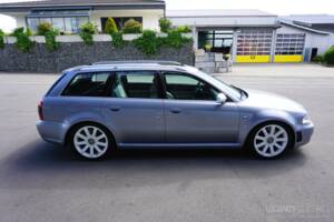 Image 12/52 of Audi RS4 Avant (2001)