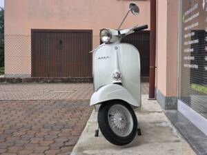 Bild 24/29 von Piaggio Vespa 125 Primavera ET3 (1977)
