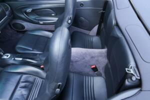 Image 37/50 of Porsche 911 Carrera 4S (2004)