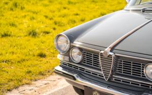 Afbeelding 10/39 van Alfa Romeo 2600 Berlina (1962)
