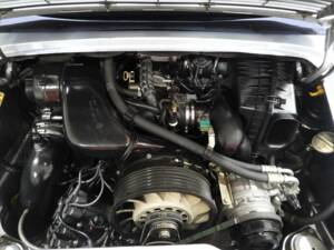 Bild 10/15 von Porsche 911 Carrera (1994)