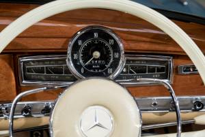 Immagine 19/26 di Mercedes-Benz 300 d Cabriolet D (1961)