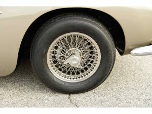 Image 13/44 of Aston Martin DB 5 (1964)
