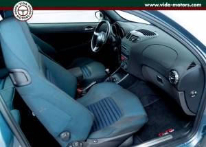Bild 28/46 von Alfa Romeo 147 3.2 GTA (2004)