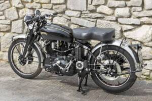Bild 34/43 von Vincent Black Shadow C (1951)