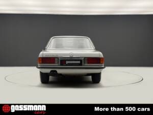 Immagine 7/15 di Mercedes-Benz 380 SLC (1981)