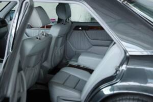 Bild 43/50 von Mercedes-Benz 500 E (1993)