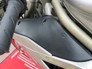 Immagine 35/50 di Ducati 916 Senna I (1997)