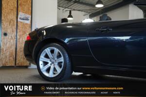 Image 17/37 of Jaguar XK 4.2 (2006)