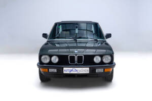 Imagen 9/43 de BMW 528i (1986)