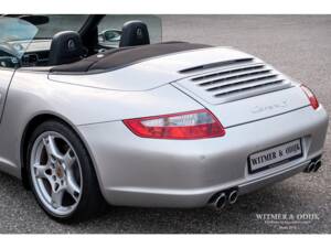 Bild 23/29 von Porsche 911 Carrera S (2005)