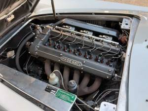 Image 25/30 of Maserati 3500 GTI Touring (1961)