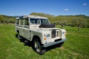 Image 4/14 of Land Rover 109 (1971)