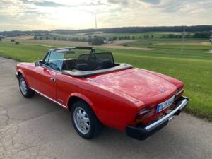 Bild 4/6 von FIAT 124 Spidereuropa (1985)