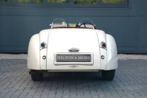 Image 8/50 of Jaguar XK 120 OTS (1950)