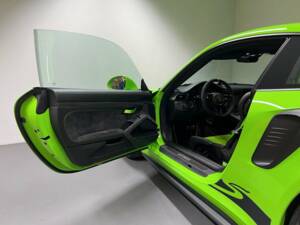 Bild 8/17 von Porsche 911 GT3 RS (2018)
