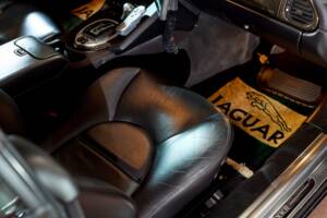 Bild 48/55 von Jaguar XKR (2000)