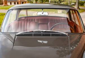 Image 10/86 of Mercedes-Benz 300 SE (1965)