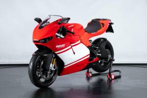 Image 7/50 of Ducati DUMMY (2007)