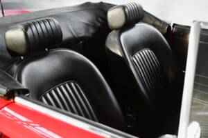 Immagine 27/47 di Alfa Romeo 1300 Spider Junior (1969)