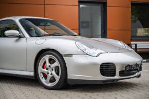 Afbeelding 35/73 van Porsche 911 Carrera 4S (2002)
