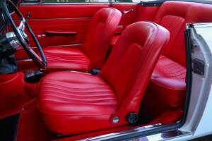 Obraz 15/50 pojazdu Alfa Romeo Giulia 1600 GTC (1966)