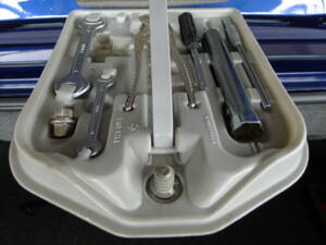 Image 16/37 of BMW 325i (1991)
