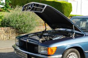 Image 46/50 of Mercedes-Benz 450 SLC (1979)