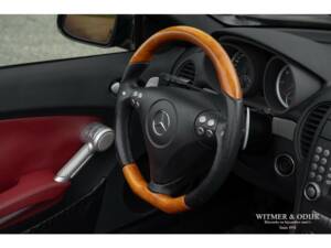 Bild 10/43 von Mercedes-Benz SLK 55 AMG (2005)