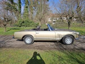 Bild 18/29 von Mercedes-Benz 280 SL (1969)