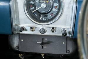 Image 16/50 of Morris Minor 1000 (1967)