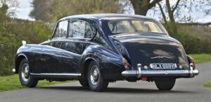 Image 17/50 of Rolls-Royce Phantom V James Young (1964)