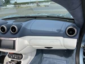 Afbeelding 35/66 van Ferrari California 30 (2013)