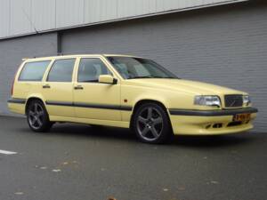 Image 2/50 de Volvo 850 T-5R (1995)
