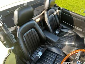 Afbeelding 46/100 van Jaguar E-Type (1968)