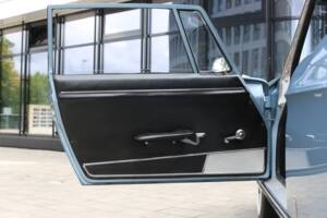 Image 16/56 of Peugeot 404 Coupé (1968)