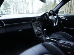 Bild 12/17 von Porsche 911 Carrera S (2006)