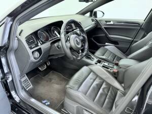 Bild 16/22 von Volkswagen Golf VII R (2016)
