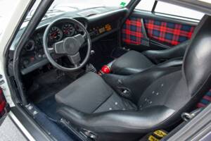Image 4/10 of Porsche 911 Turbo 3.0 (1975)